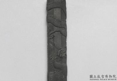 图片[2]-Inkcake with inscription of “Qinglin sui” and dragon pattern, Fang Yulu, Ming dynasty (1368-1644)-China Archive